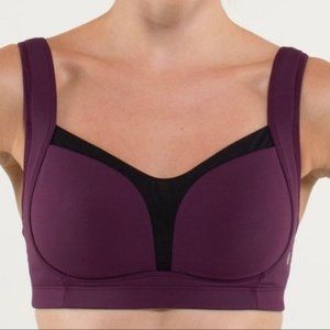 Lululemon Ta Ta Tamer II - 32 D